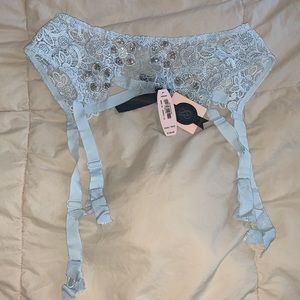 Victoria’s Secret Couture Baby Blue Garter Belt NWT